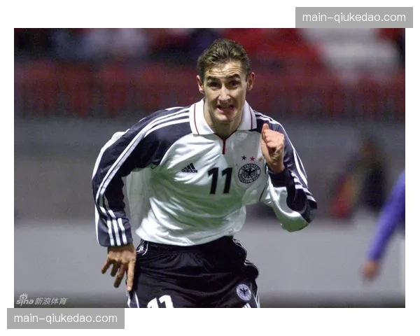 传奇选手“鳄鱼”索萨正式宣布退役，结束长达18年的职业MMA生涯